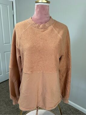 Women's Two-Tone Peach Crewneck Pullover Sweater